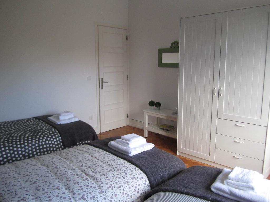 Alvalade II Airport Guest House Lisboa Habitación foto